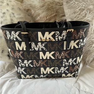 Michael Kors tote